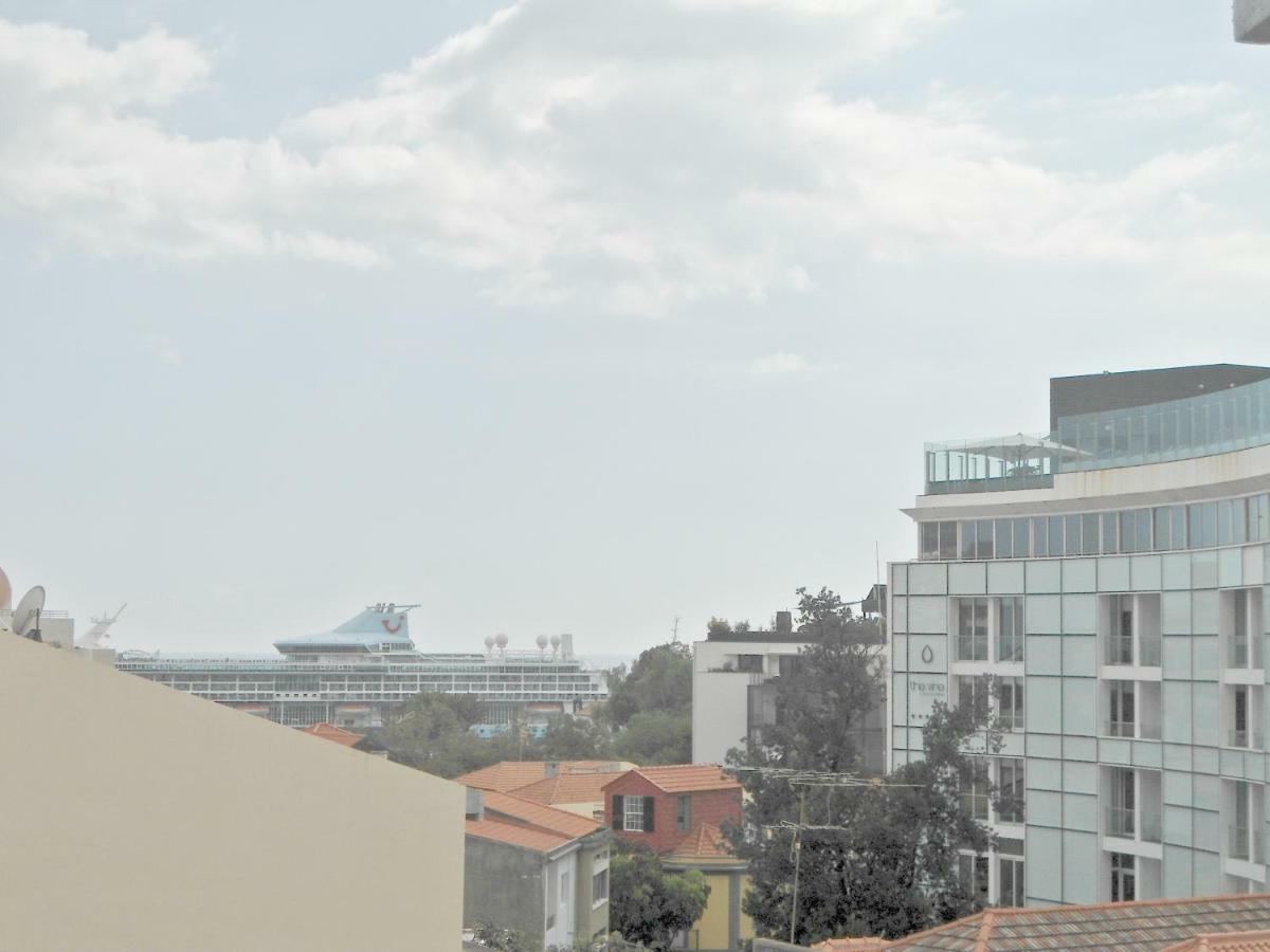 Terrace Apartment Фуншал Екстериор снимка